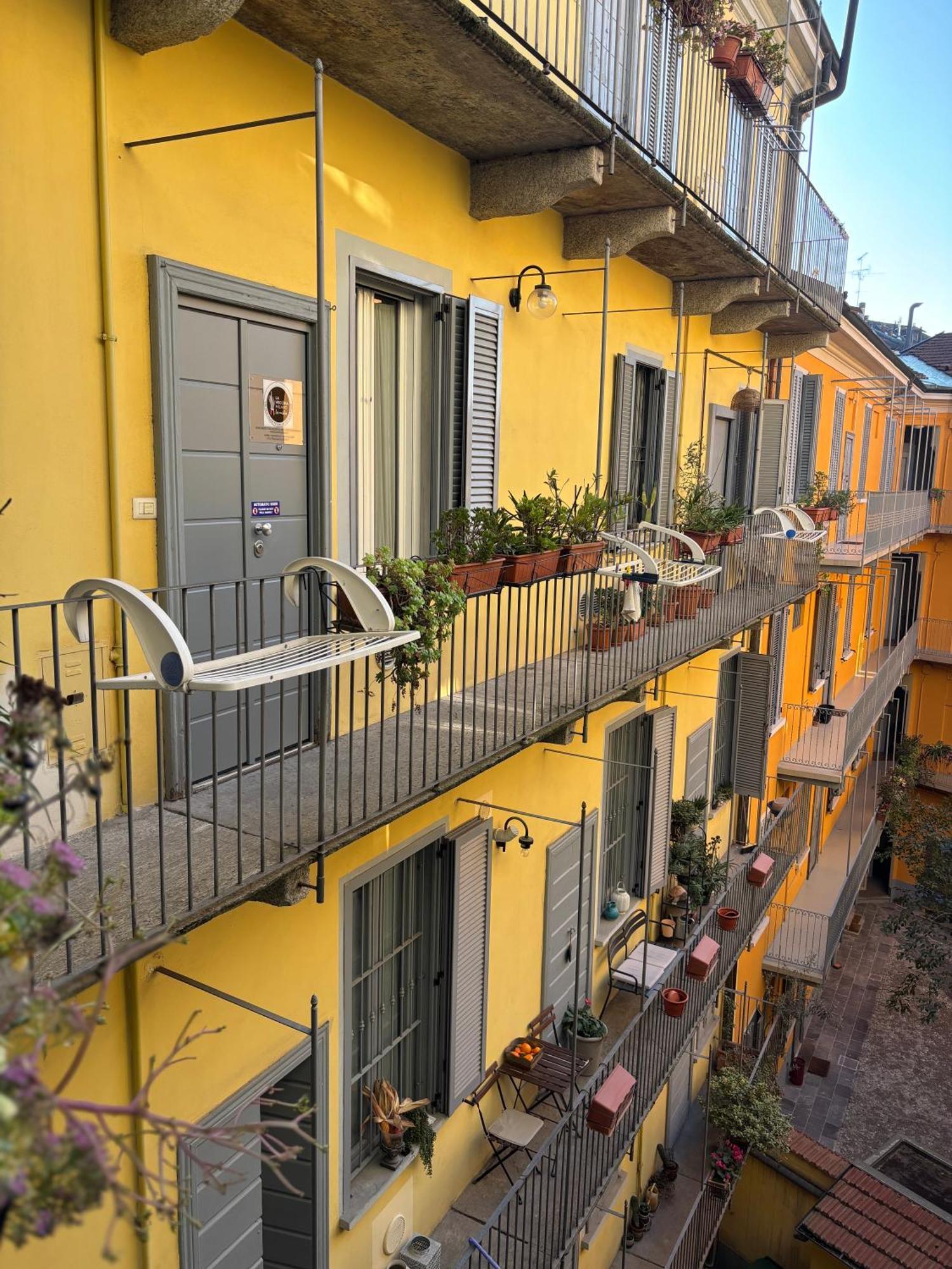 La Vecchia Milano-Les Nubles Vannucci - Il Ballatoio E Il Cortile 外观 照片