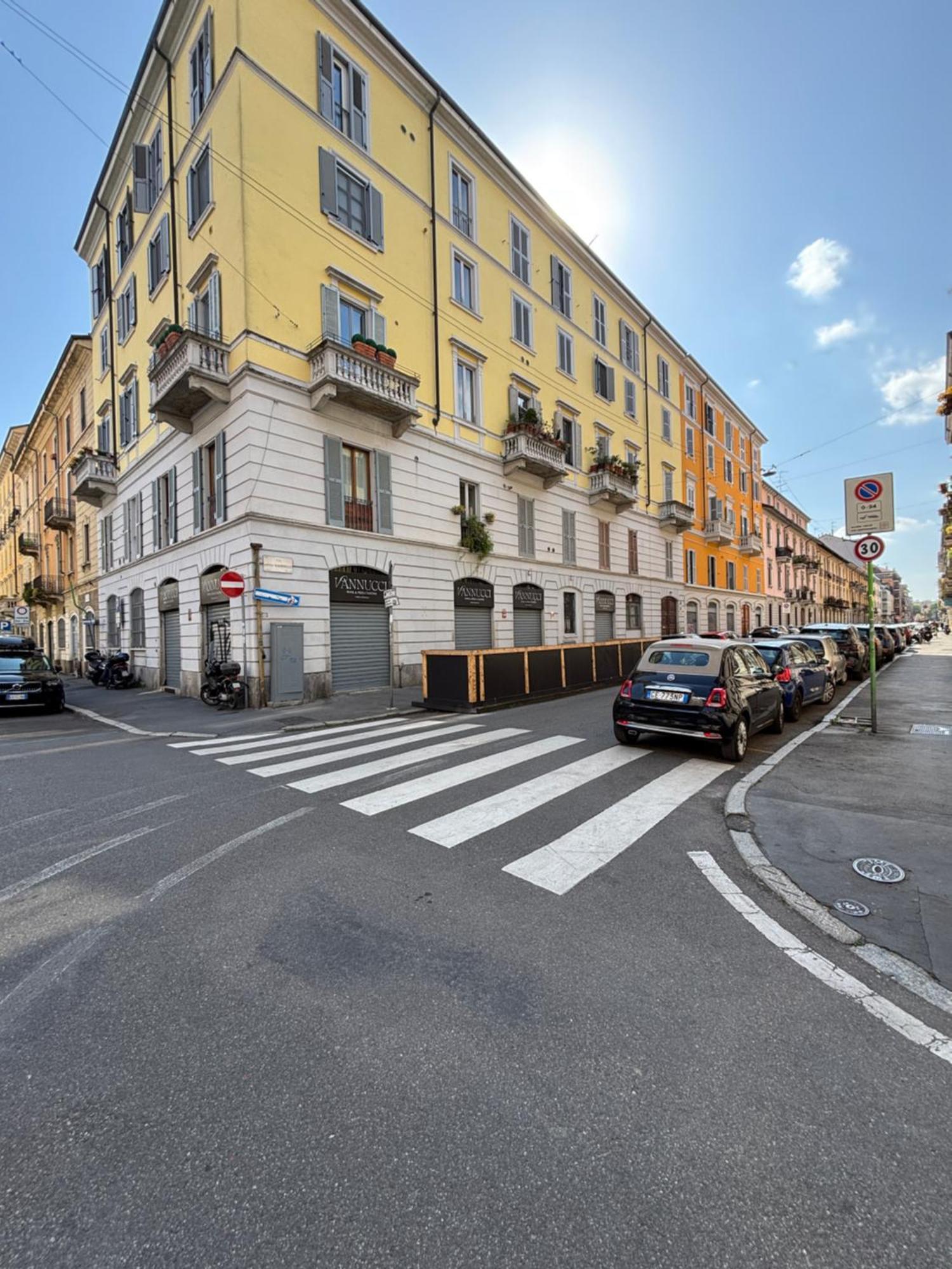 La Vecchia Milano-Les Nubles Vannucci - Il Ballatoio E Il Cortile 外观 照片